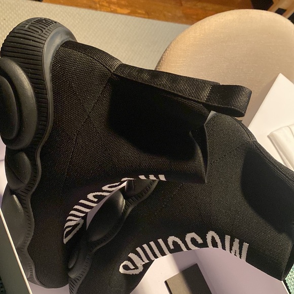 Women’s size 11 Moschino Sock Sneaker. Never worn - Picture 7 of 11